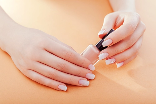 nails